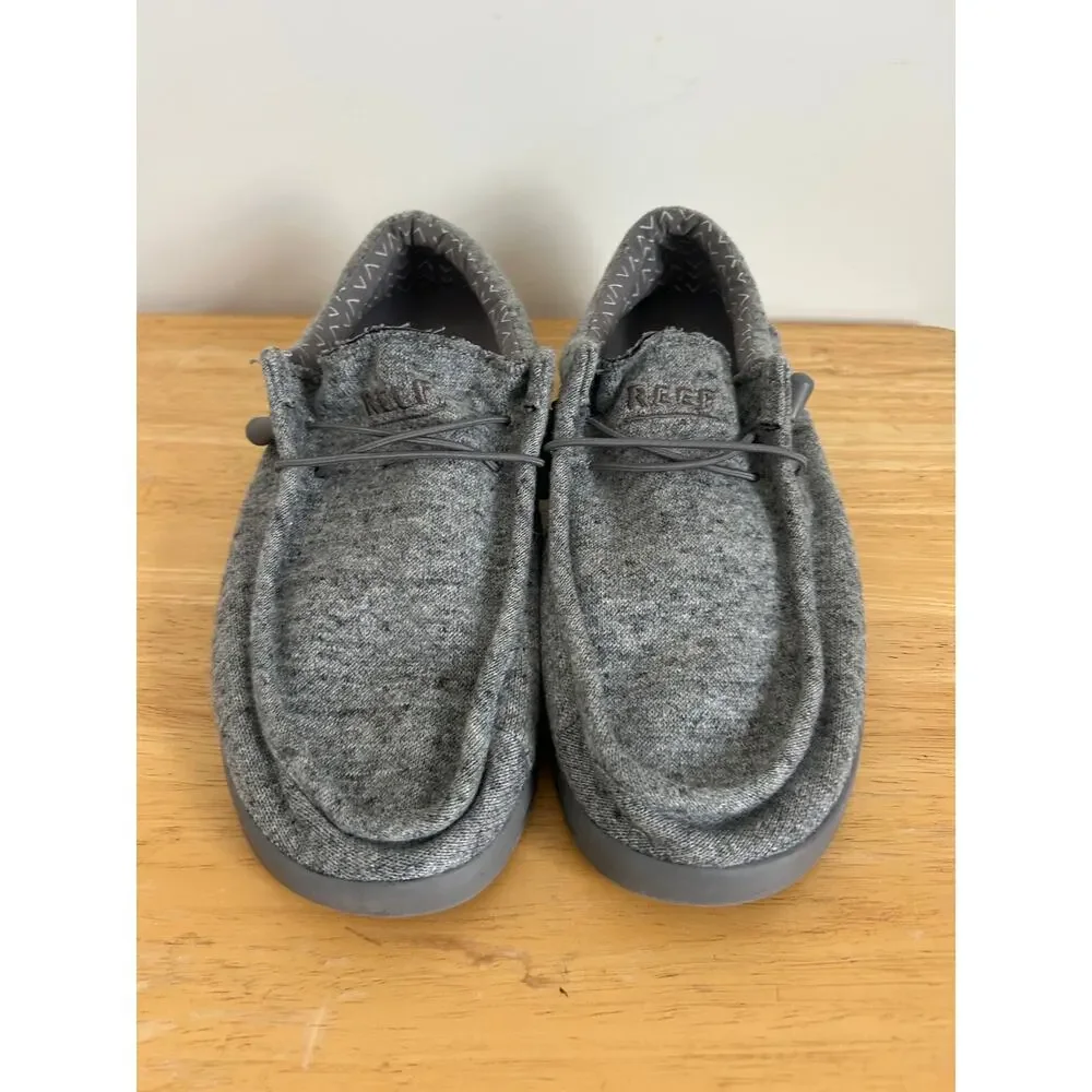 REEF Men's Cushion Coast Slip-On Shoe Light Gray, Size 9